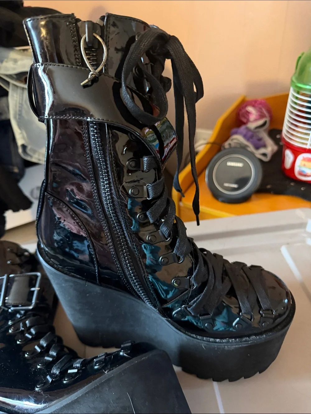 N/A edgy platform